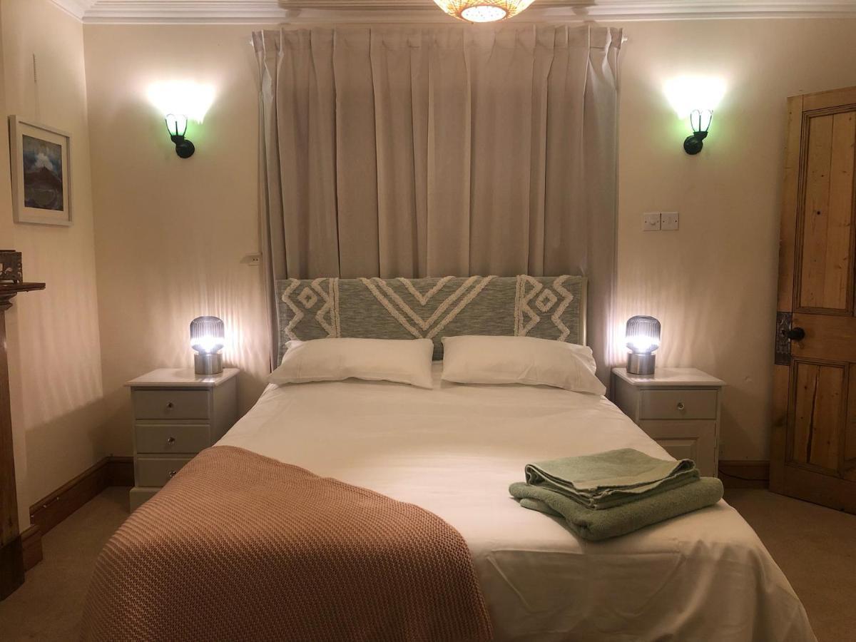 The Dragonfly Bnb, גלסטונברי מראה חיצוני תמונה