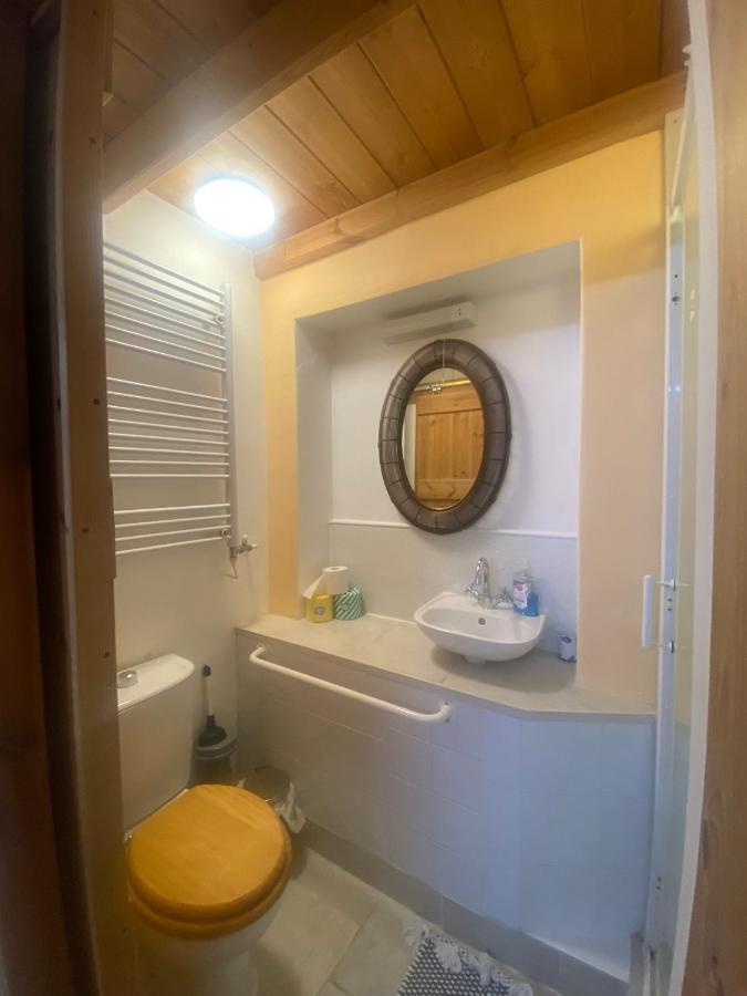 The Dragonfly Bnb, גלסטונברי מראה חיצוני תמונה