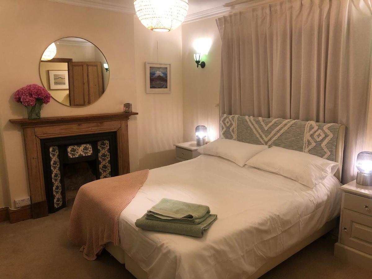 The Dragonfly Bnb, גלסטונברי מראה חיצוני תמונה